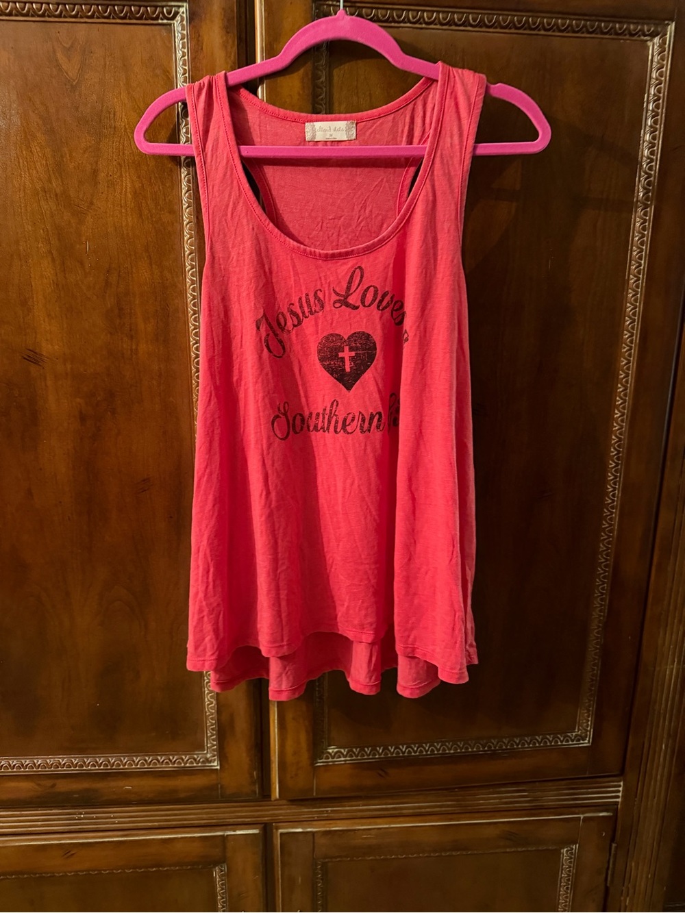 Red Graphic Sleeveless Women's Tank Top - Jesus Loves Southern